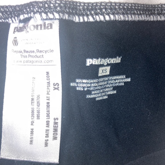 Patagonia black and white yoga pants - Picture 4 of 9